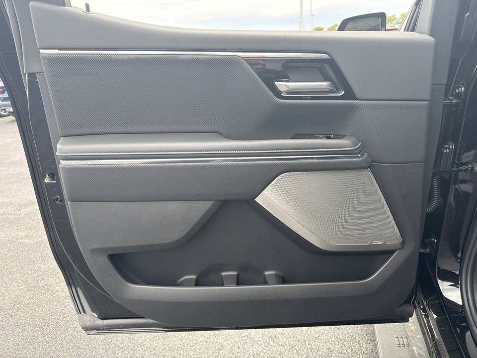 2025 GMC SIERRA - Image 31