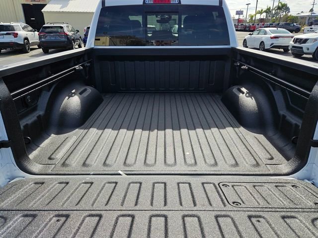 New 2026 Bright White Clear-Coat Exterior Paint RAM Laramie image 11