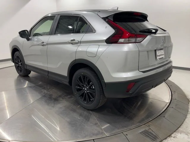 New 2026 Silver Mitsubishi LE image 3