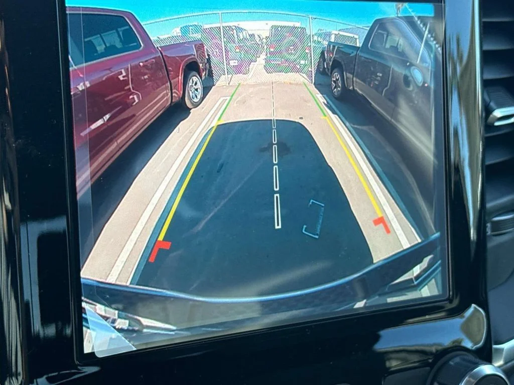 New 2026 Billet Silver Metallic Clear-Coat Exterior Paint RAM Big Horn/Lone Star image 37