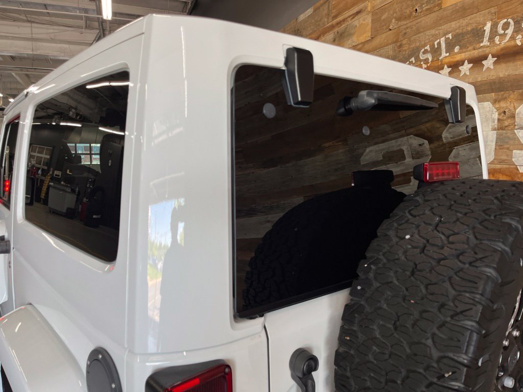 Used 2017 Bright White Clearcoat Jeep Rubicon image 20