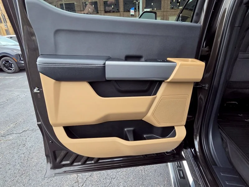 Used 2024 Brown Ford XLT image 23