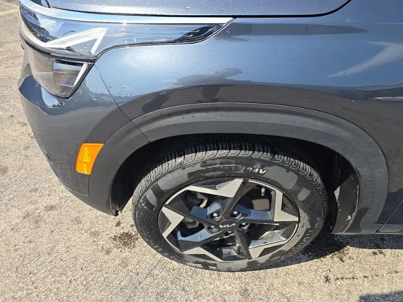 Used 2024 Gray Kia EX image 10