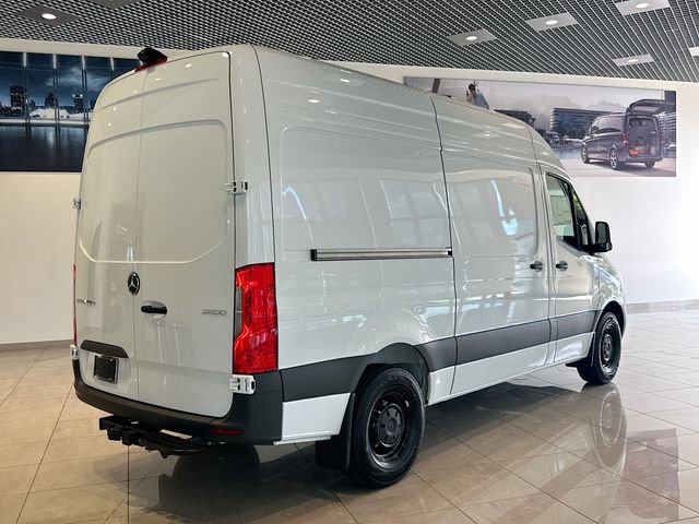 New 2026 Arctic White Mercedes-Benz Cargo 144 WB image 7
