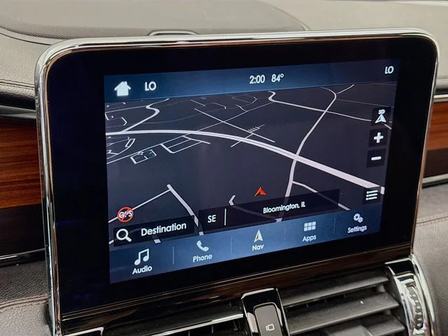 Used 2019 Black Lincoln Reserve image 13