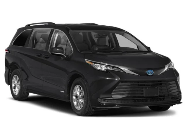 Used 2024  Toyota LE image 7