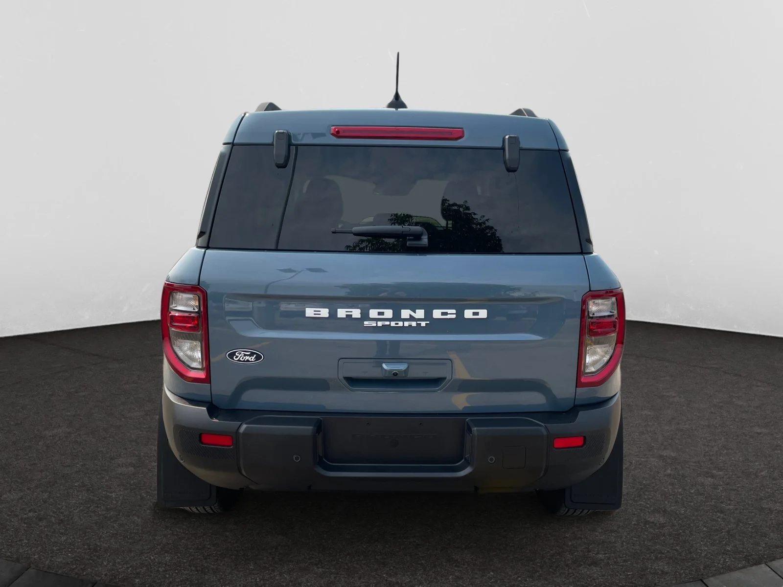 New 2026 Azure Grey Metallic Tri-Coat Ford Big Bend image 4