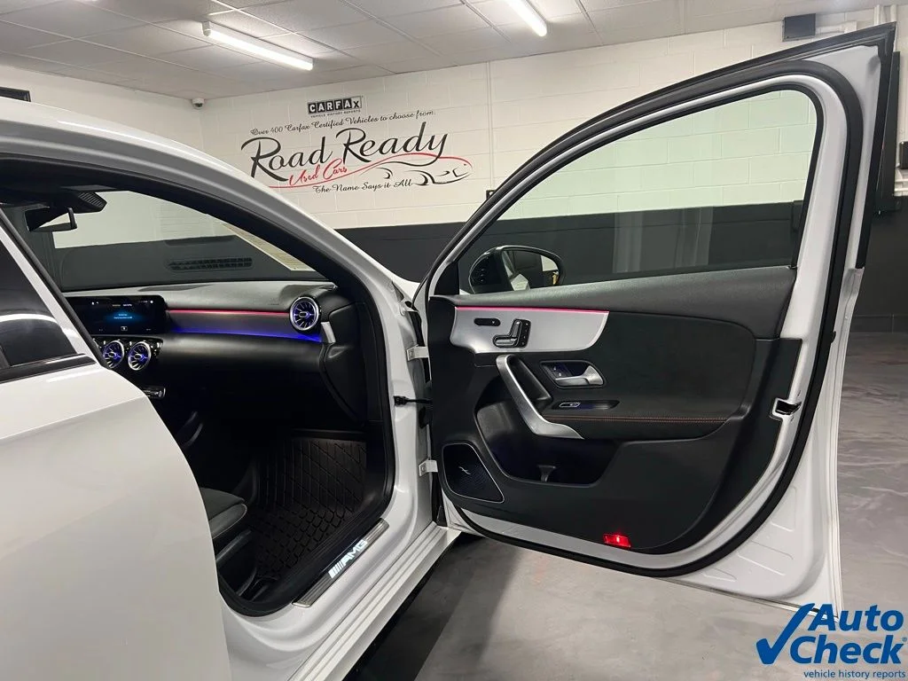 Used 2021 White Mercedes-Benz Base image 36