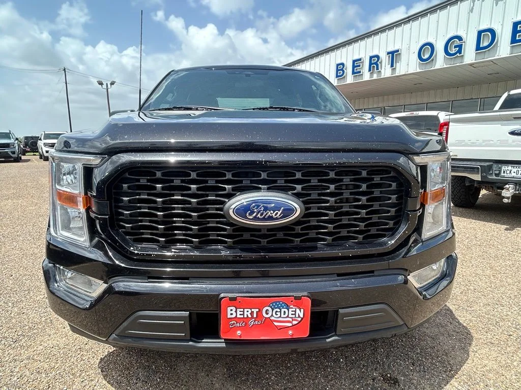 Used 2022 Black Ford XL image 2