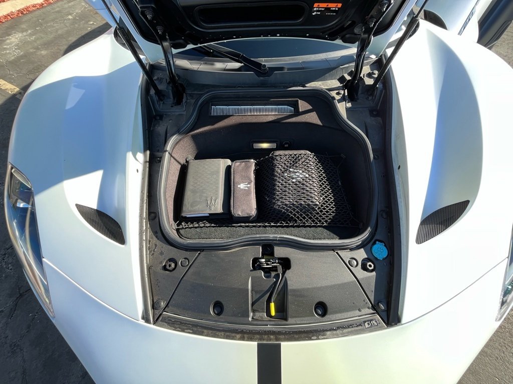 2023 MASERATI MC20 - Image 29