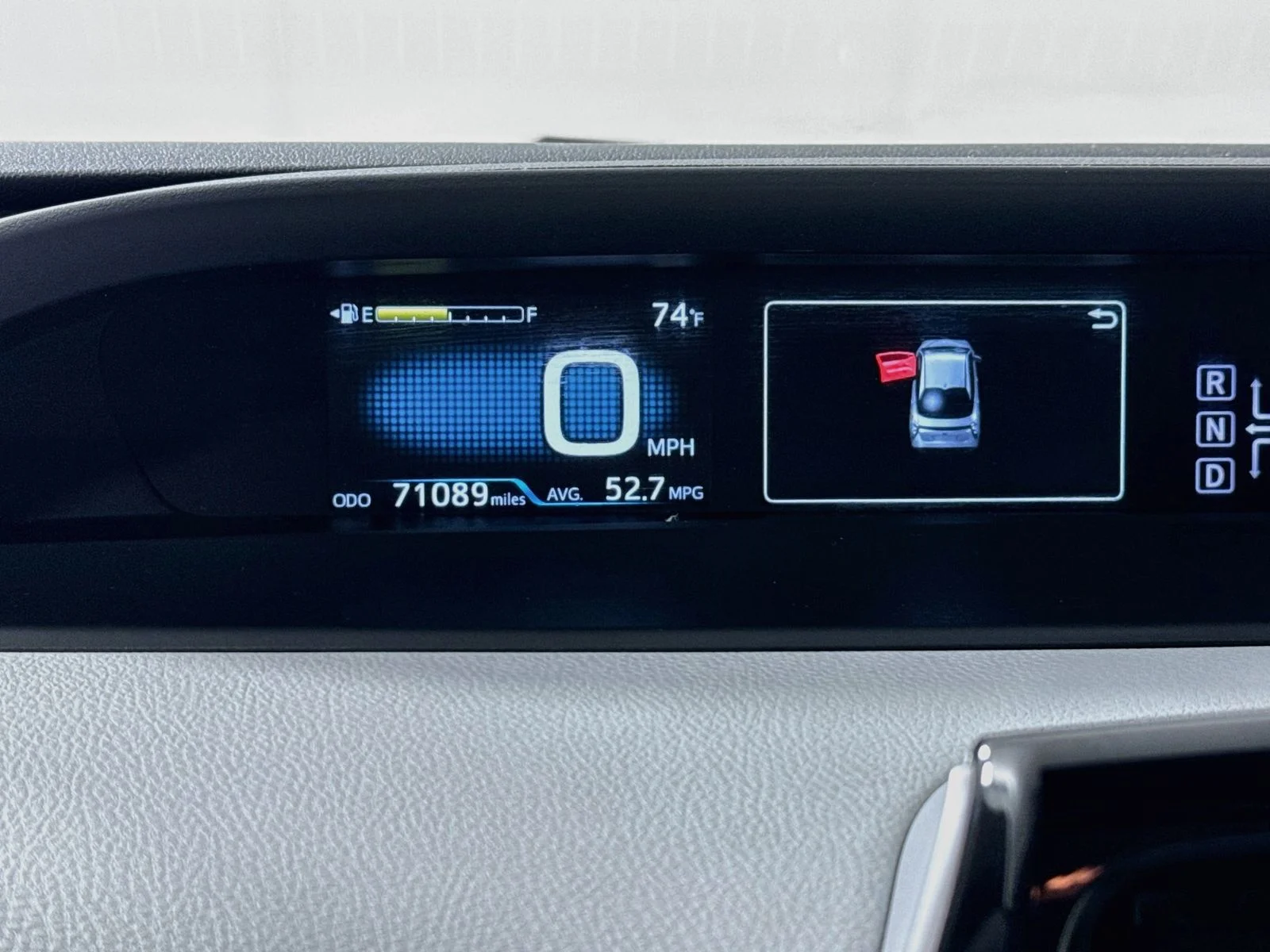 Used 2017 Beige Toyota Three image 10