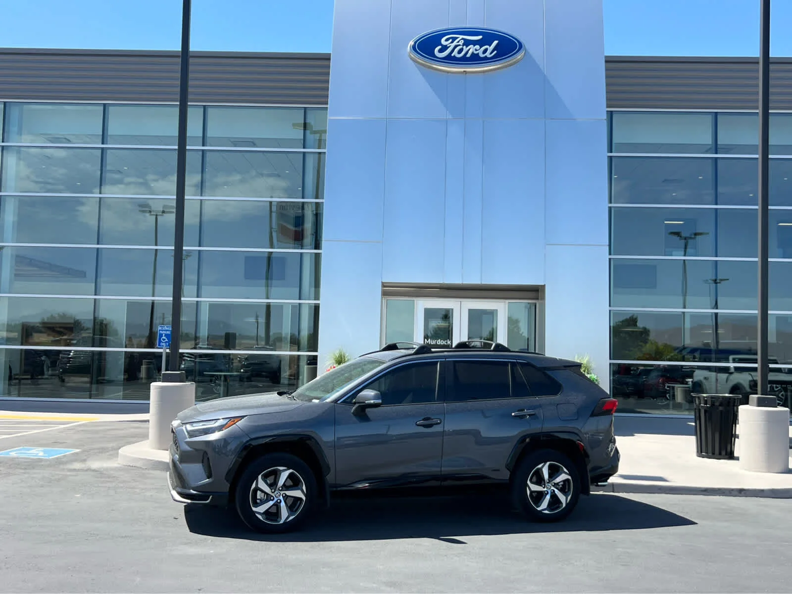 2025 Toyota RAV4 Plug-In Hybrid SE