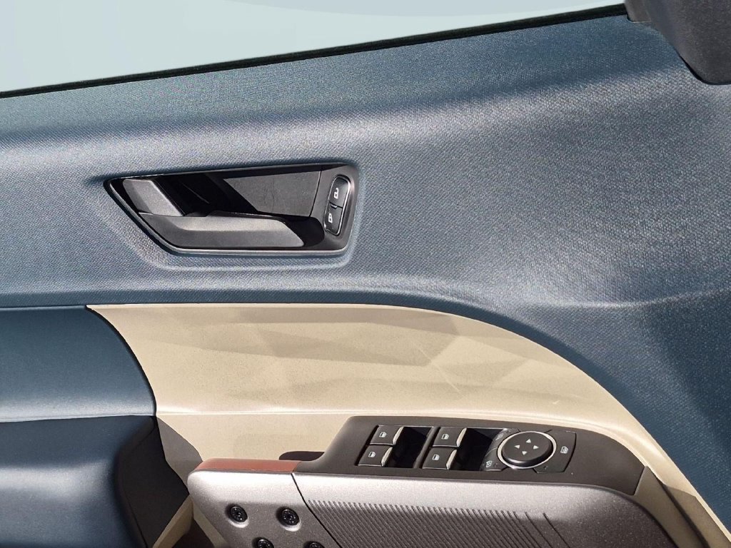 New 2026 Blue Ford Lariat image 11