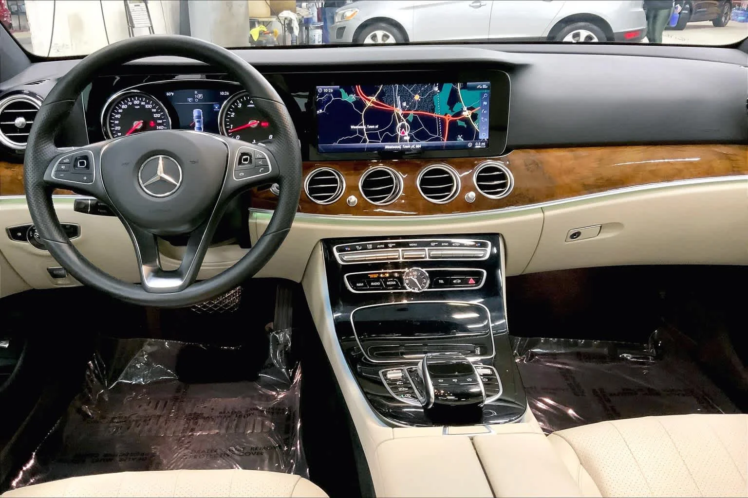 Used 2018 Polar White Mercedes-Benz E 300 image 15