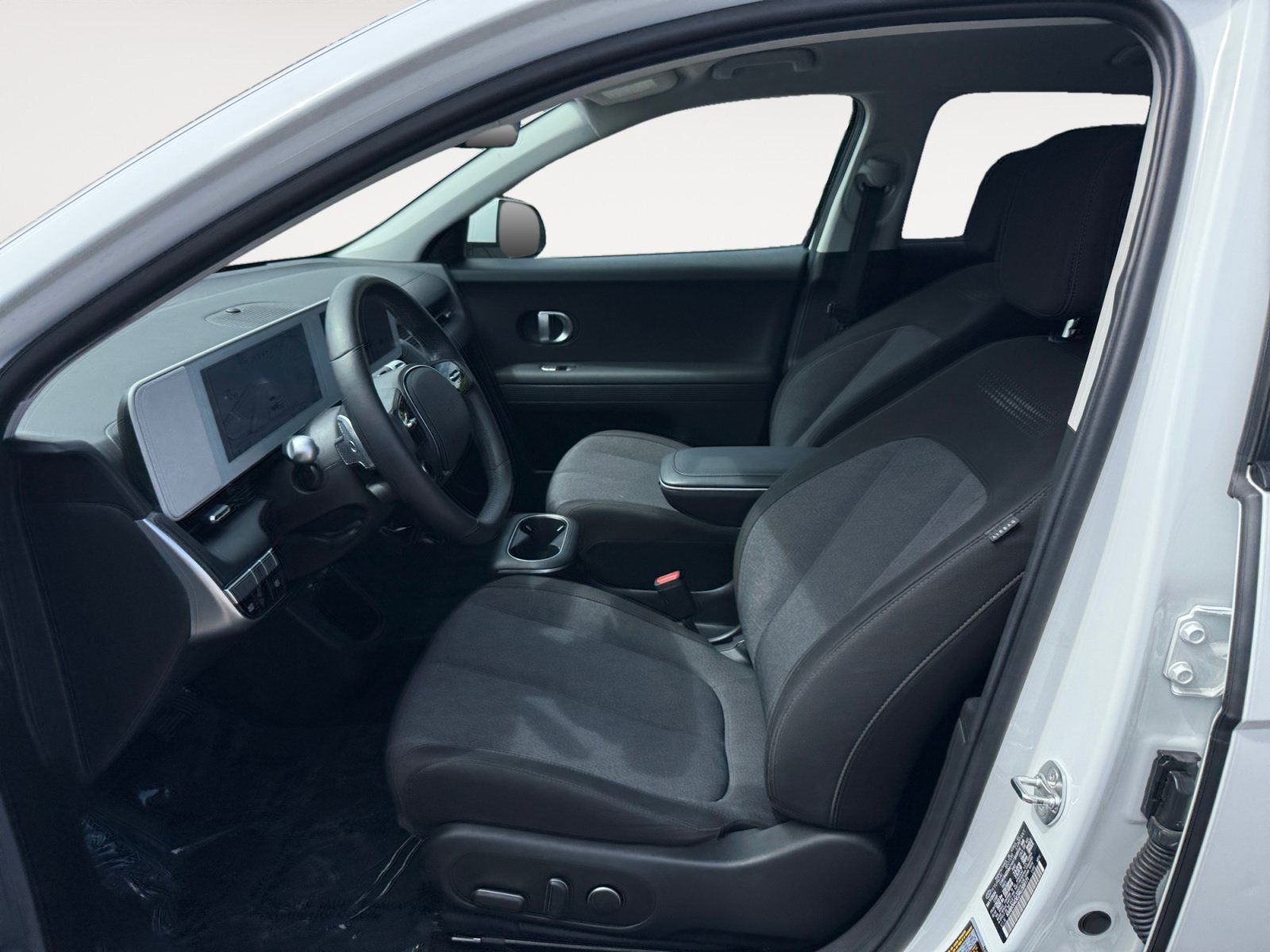 Certified Used 2024 Atlas White Hyundai SEL image 10
