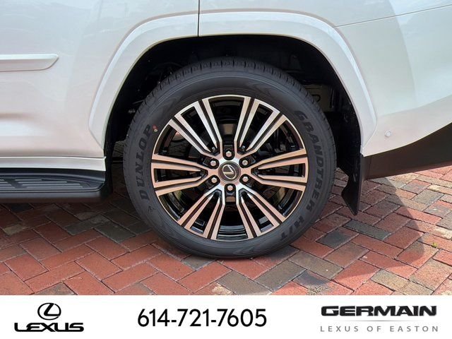 New 2026 Eminent White Pearl Lexus LX 700h LUXURY image 10