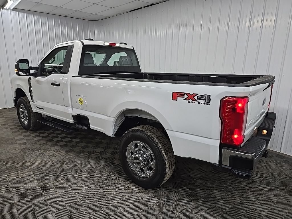 Used 2023 White Ford XL image 17