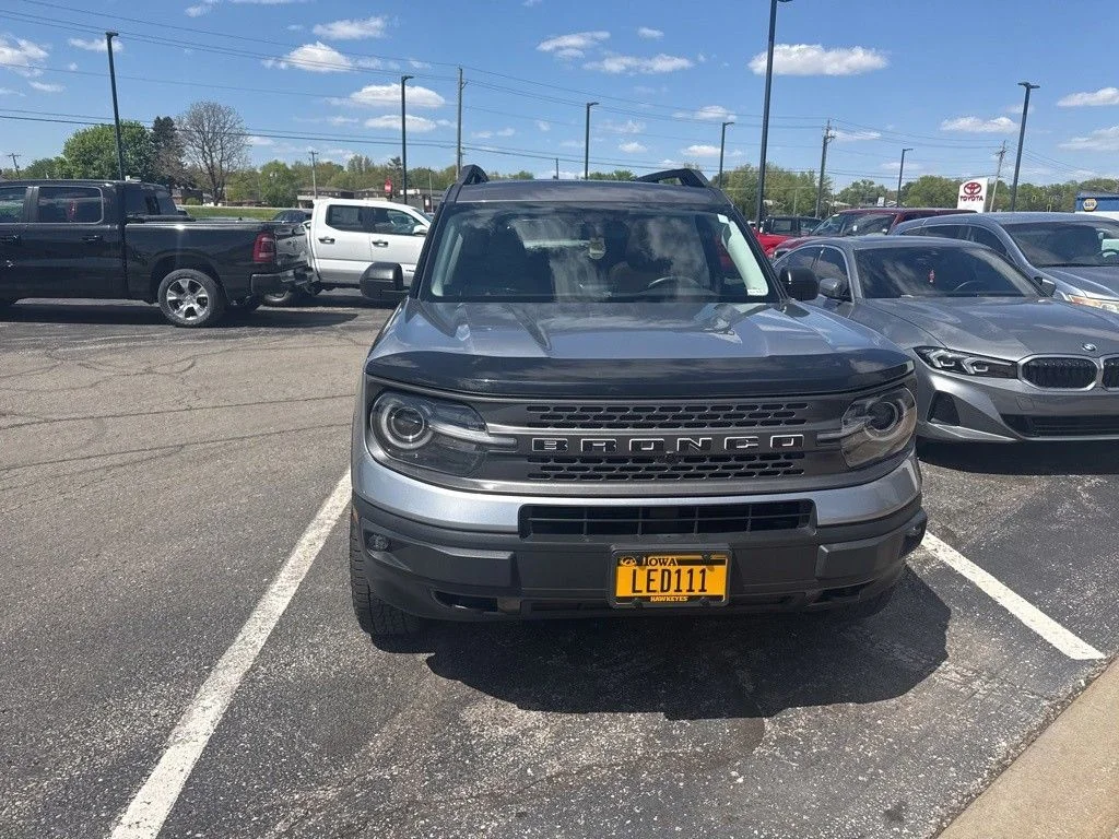 Used 2021 Silver Ford Badlands image 3