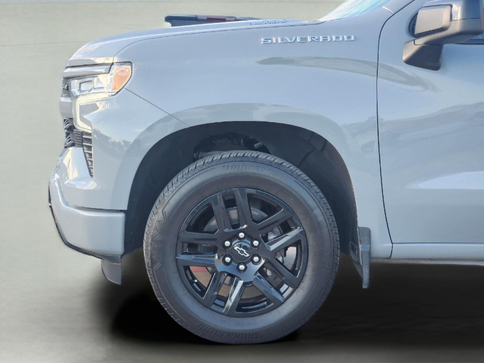 2025 Chevrolet Silverado 1500 photo 9 of 34