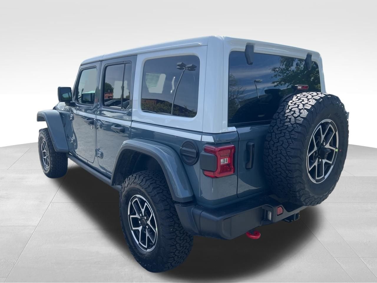 New 2026 Anvil Clear-Coat Exterior Paint Jeep Rubicon image 3
