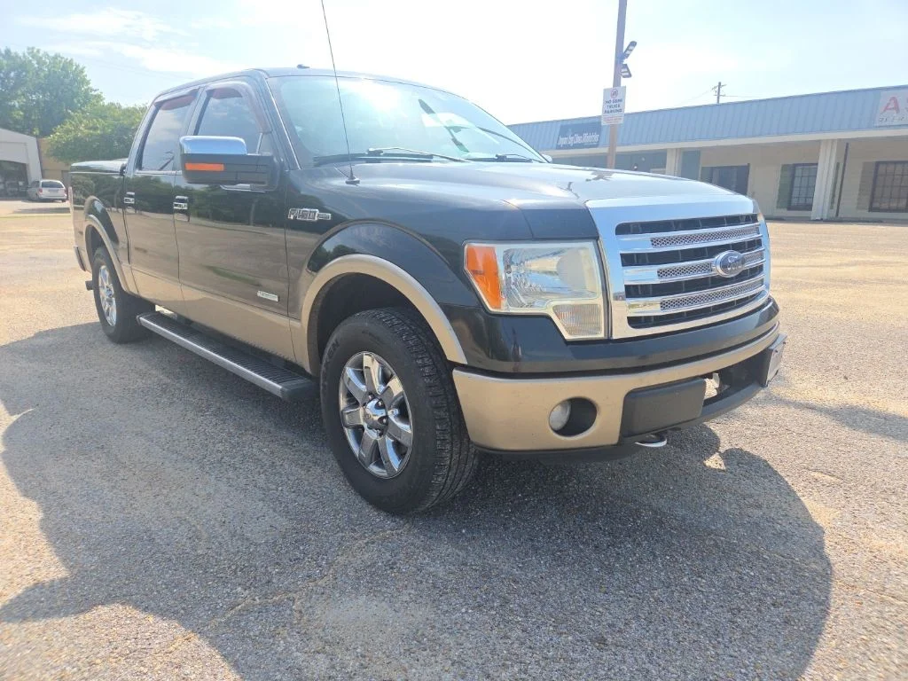 Used 2013 Black Ford Lariat image 1
