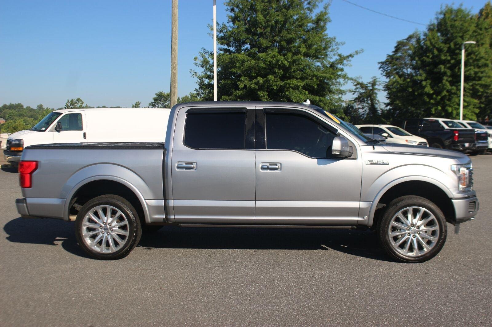 Used 2020 Silver Ford Limited image 8