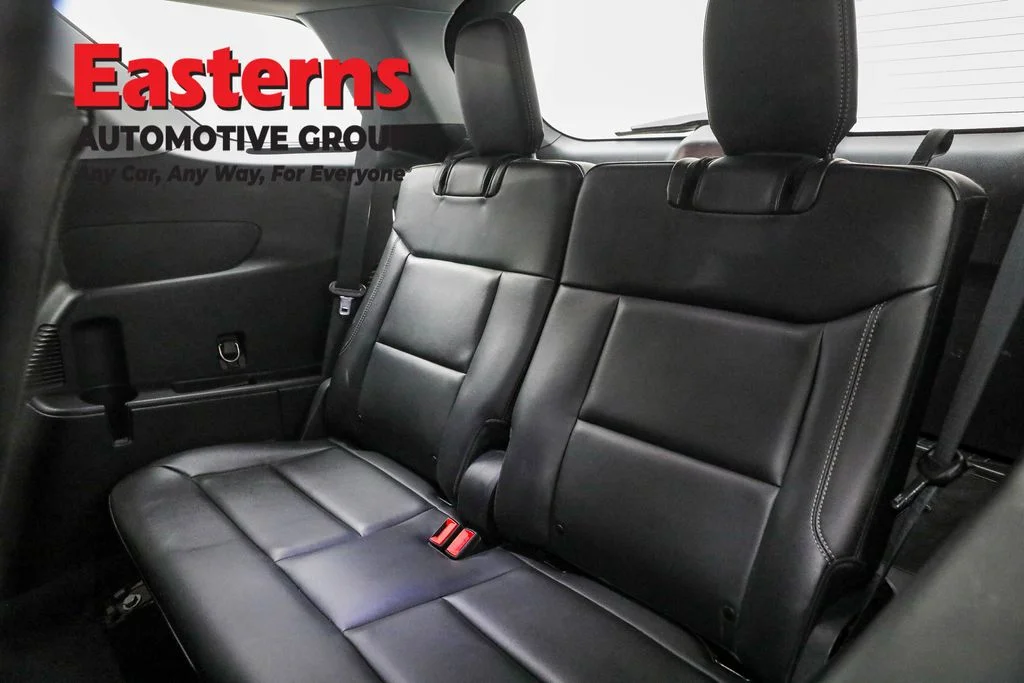 Used 2023 Red Ford XLT image 26