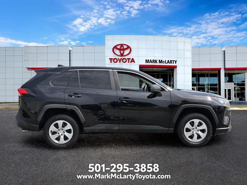 Used 2022 Midnight Black Metallic TOYOTA LE AWD image 6