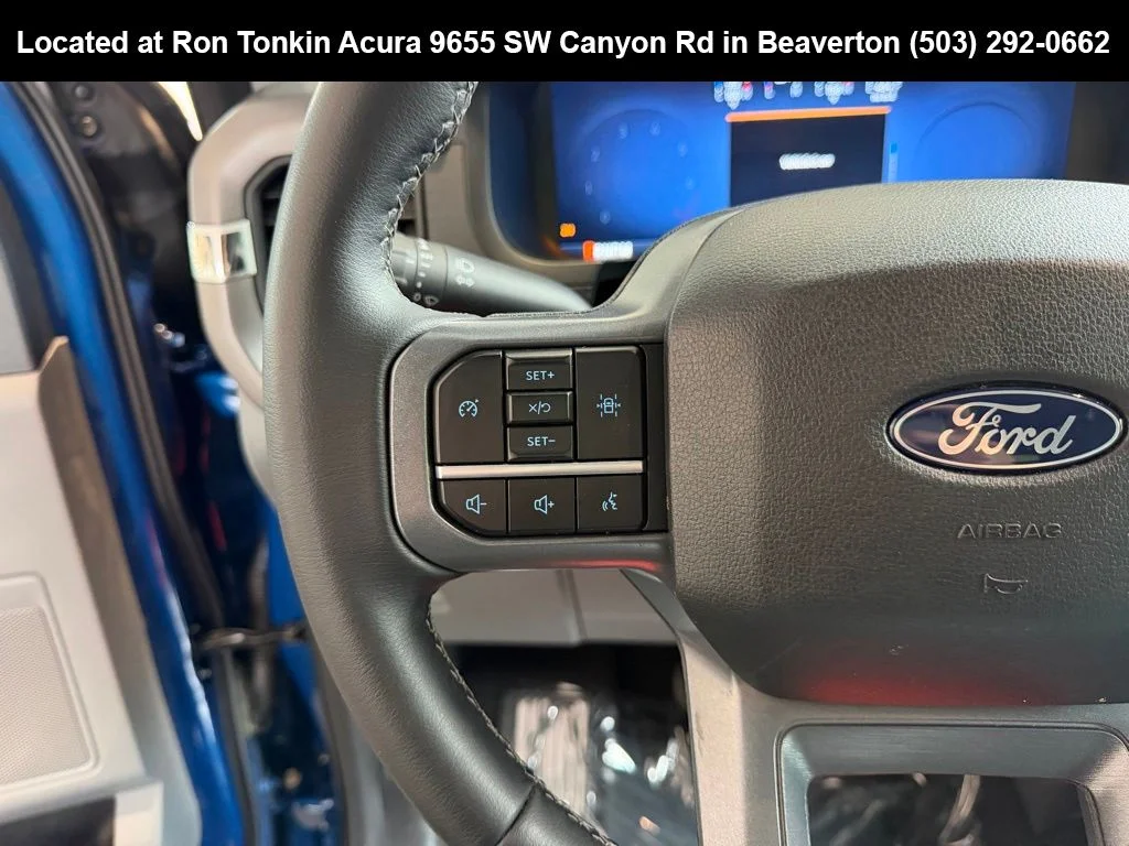 Used 2025 Atlas Blue Metallic Ford XLT image 17