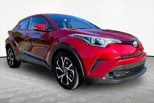 Certified Used 2018 RUBY FLARE PEARL Toyota  image 3