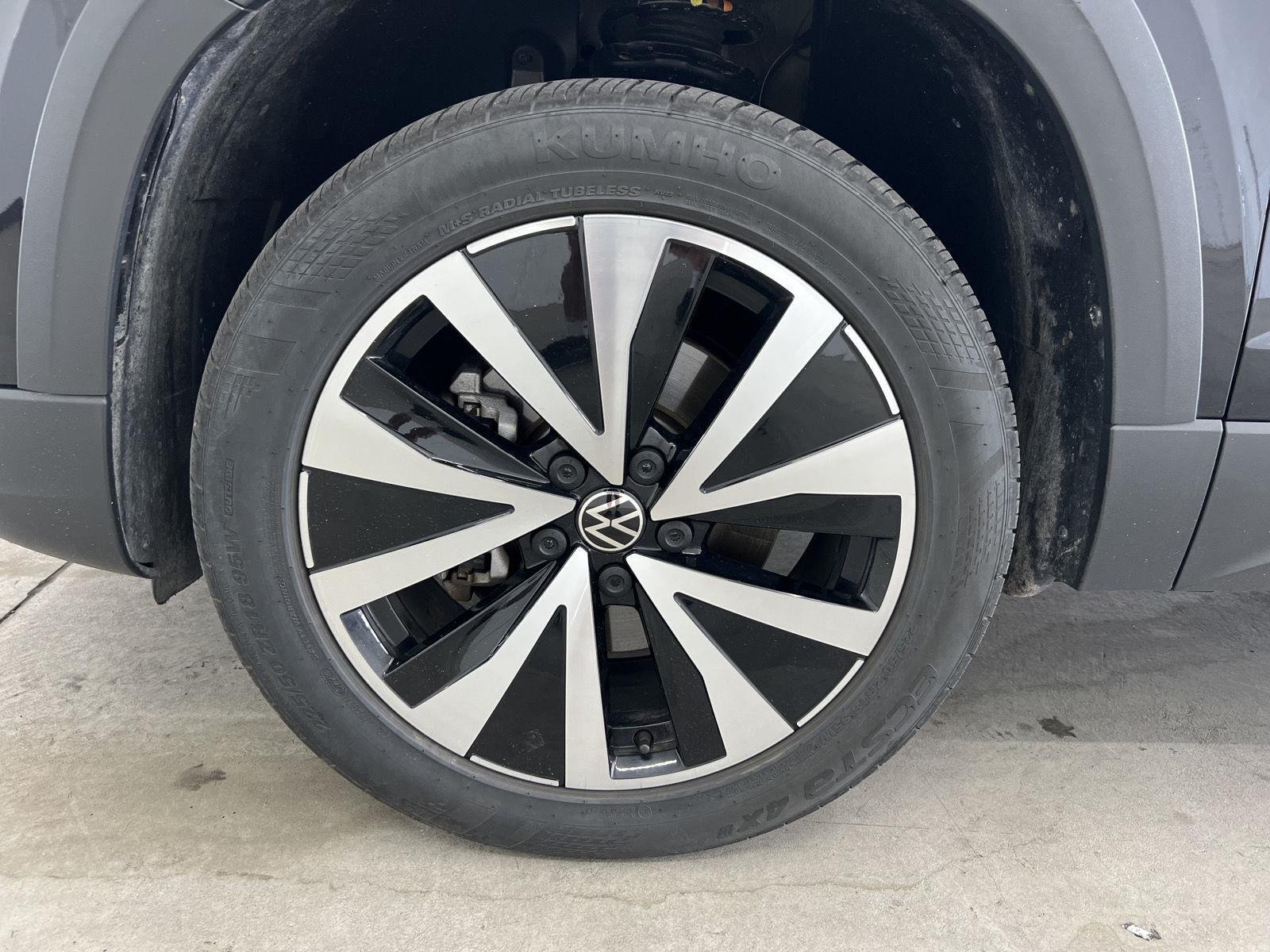 2023 Volkswagen Taos SE - Photo 7