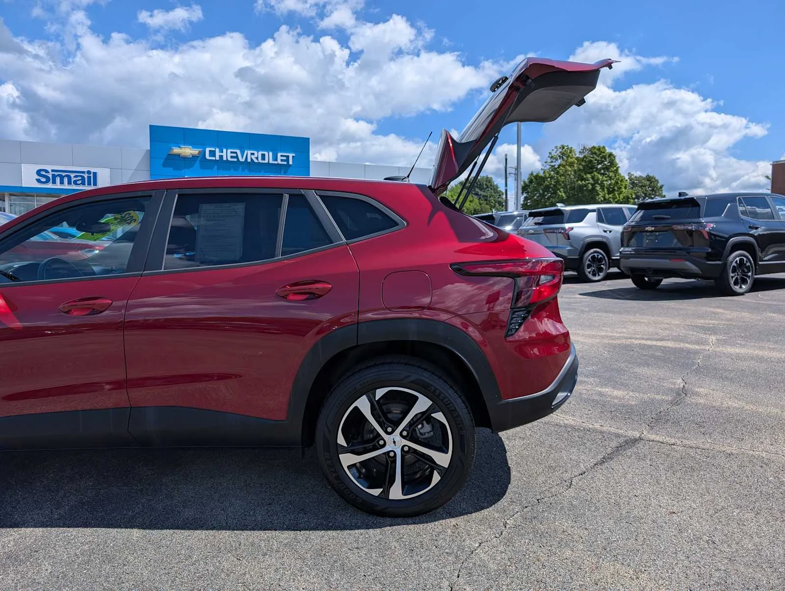 Used 2024 Crimson Metallic Chevrolet 1RS image 11