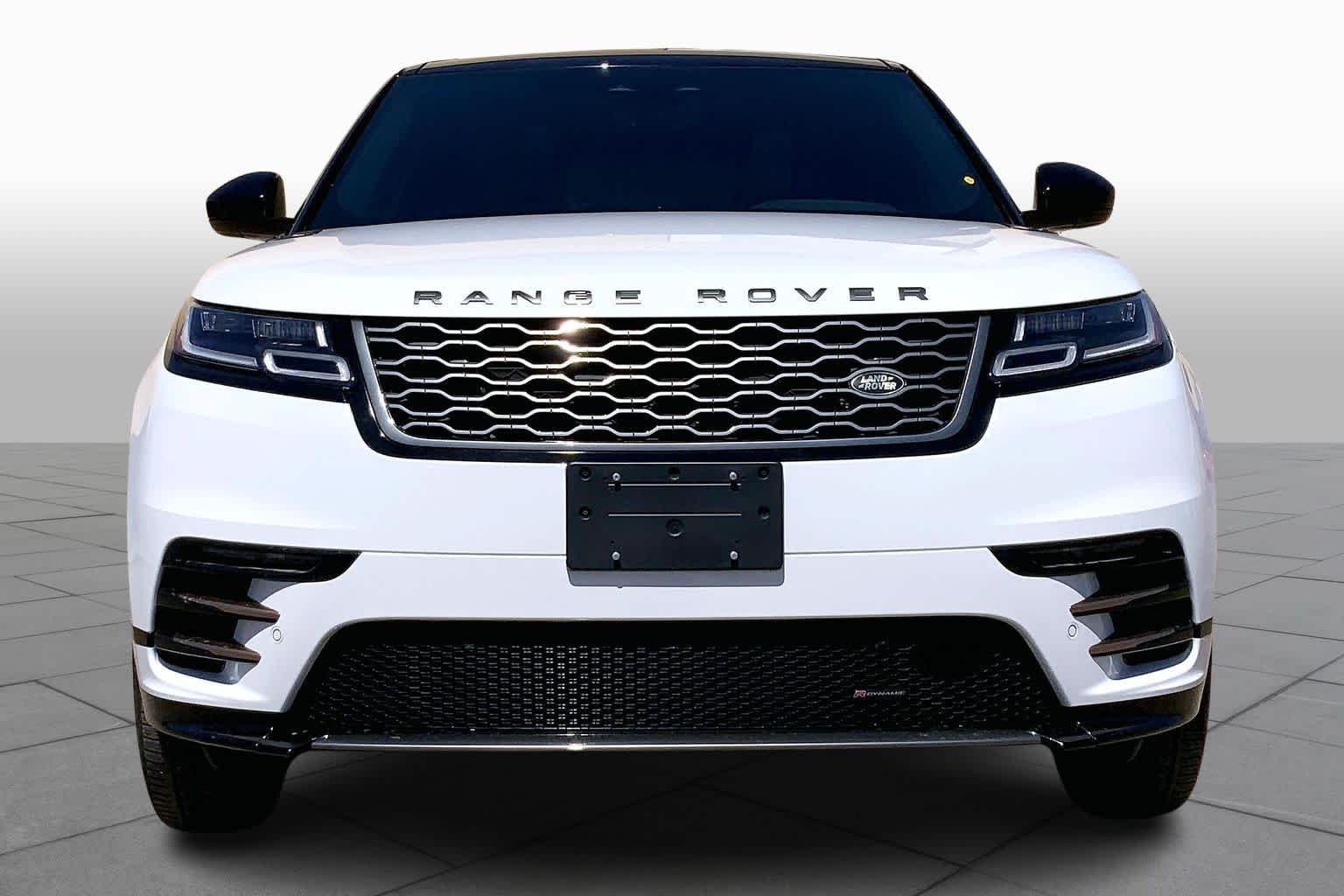 Used 2023 Fuji White Land Rover R-Dynamic S image 6
