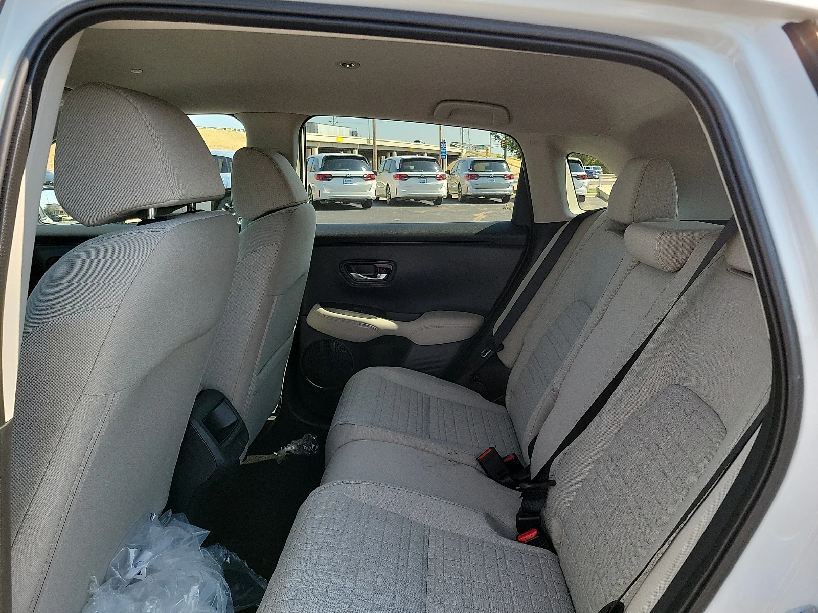 New 2027 Platinum White Pearl Honda LX AWD image 16
