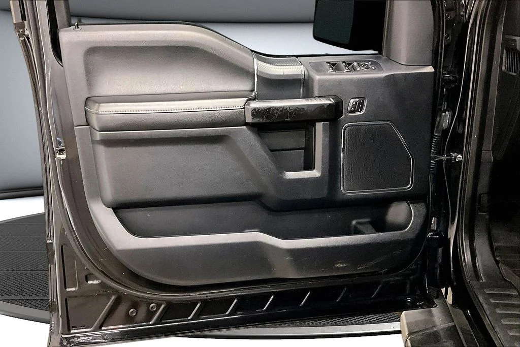 Used 2020 Black Ford Lariat image 21