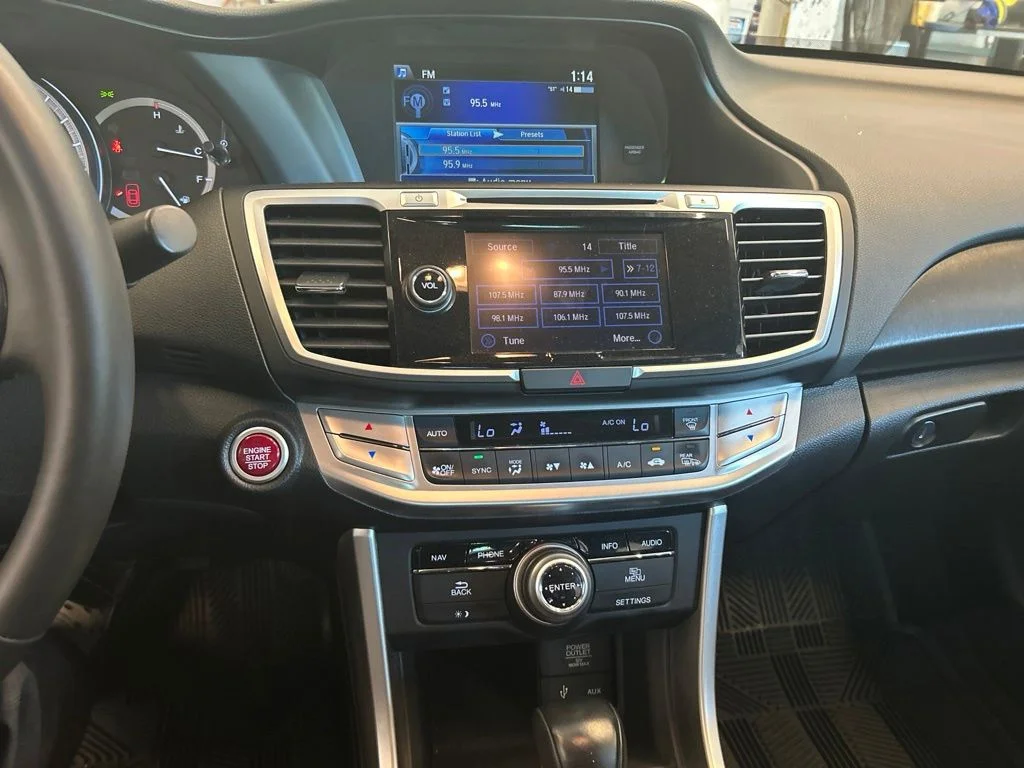 Used 2015 Gray Honda EX-L image 12
