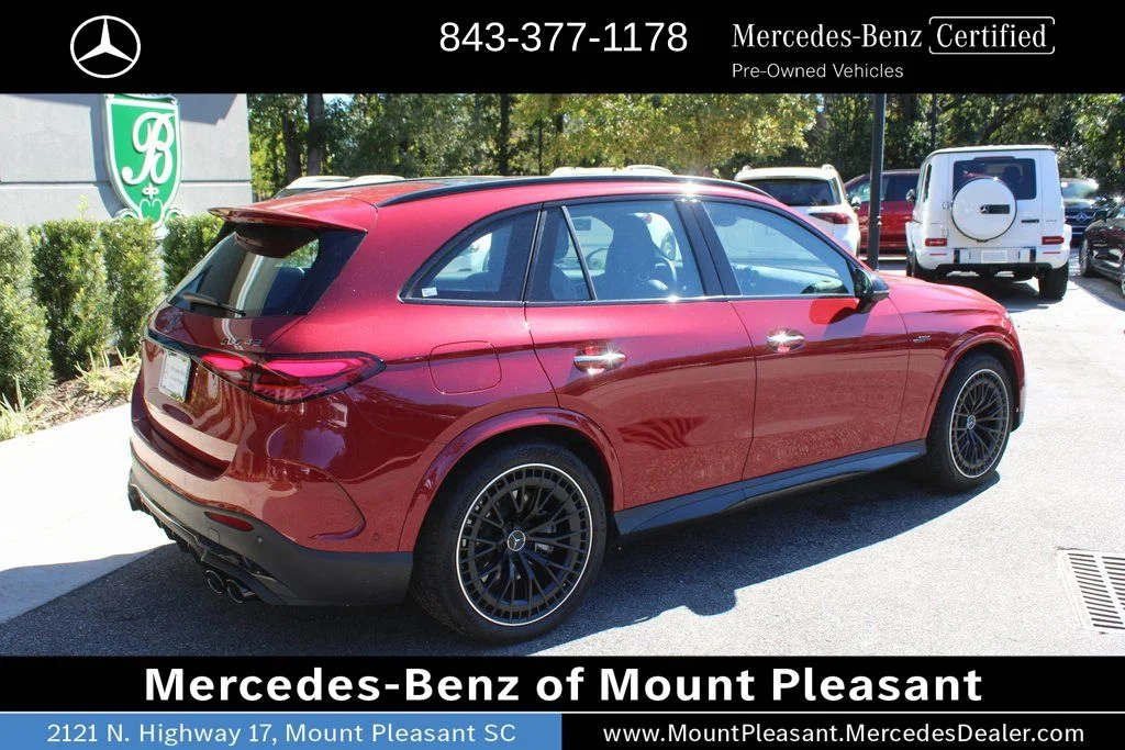 Certified Used 2025 MANUFAKTUR Patagonia Red Metallic Mercedes-AMG GLC 43 AMG® image 4