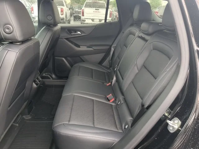New 2027 Mosaic Black Metallic Chevrolet LT image 27