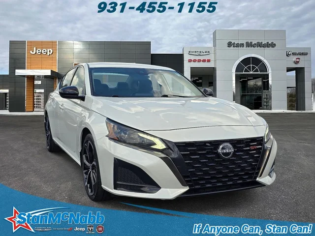 Pre-Owned 2023 Nissan Altima 2.5 SR FWD Sedan