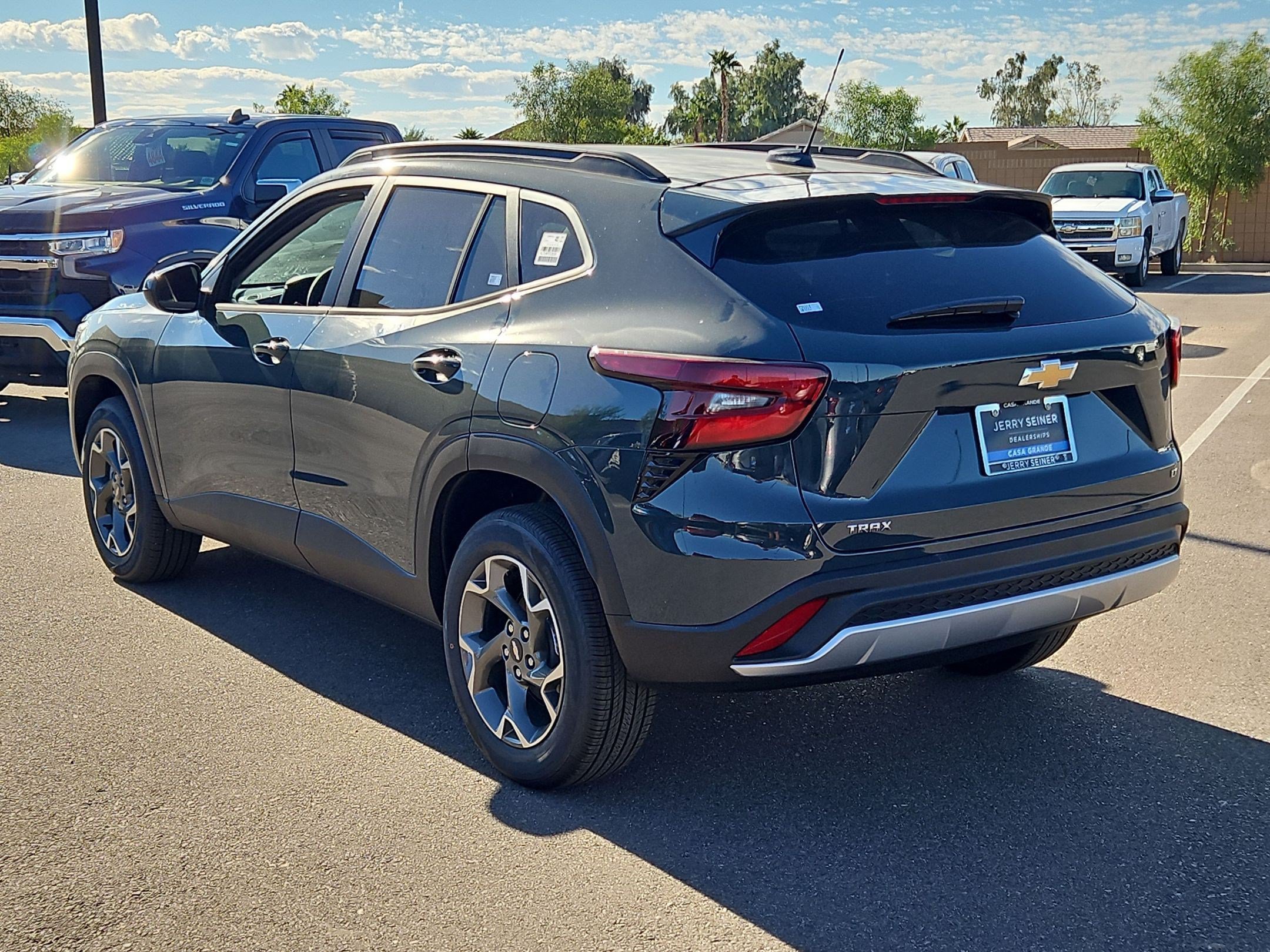 2026 Chevrolet Trax LT - Photo 10