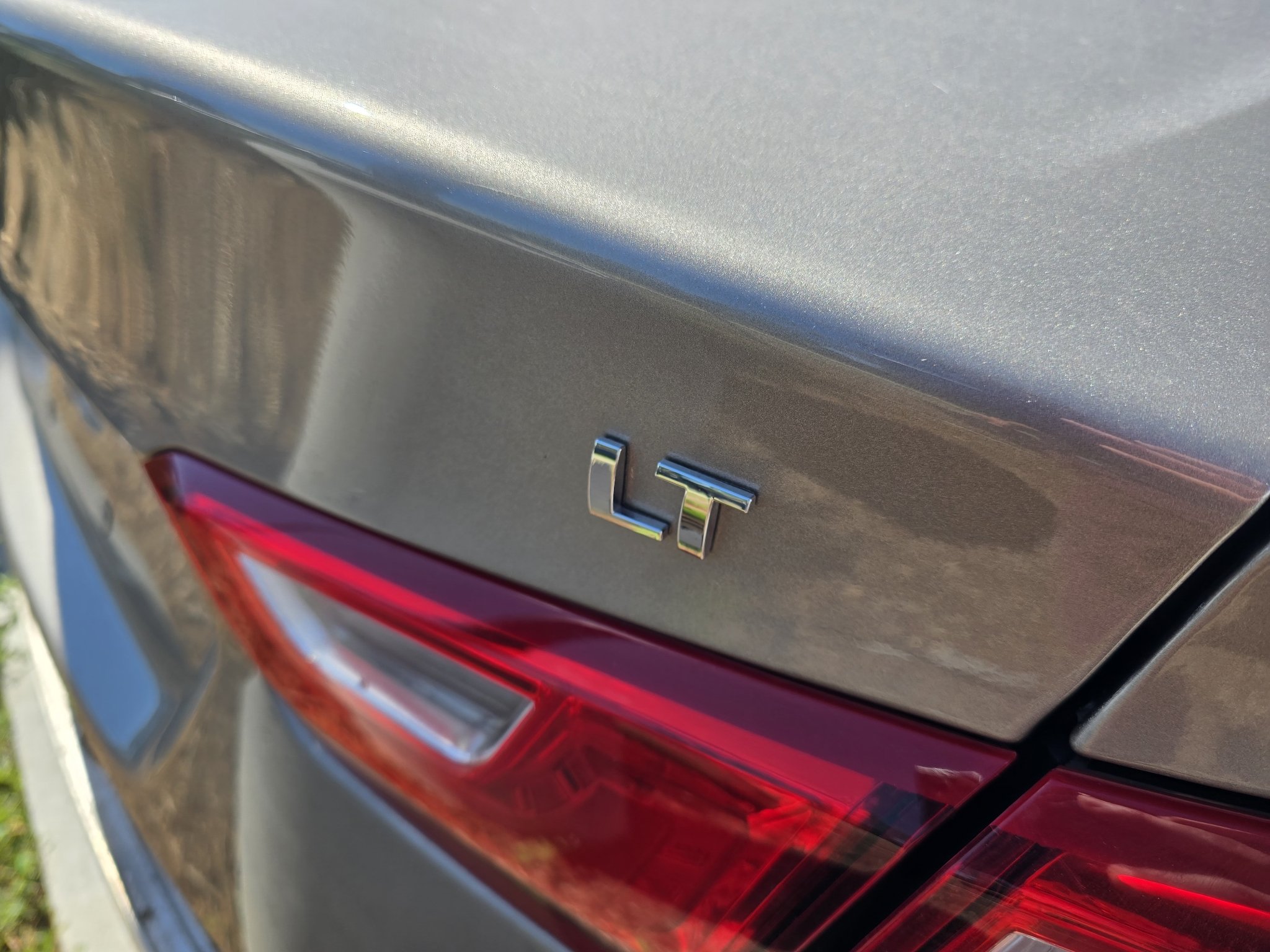 Used 2023 Mineral Gray Metallic Chevrolet LT image 15