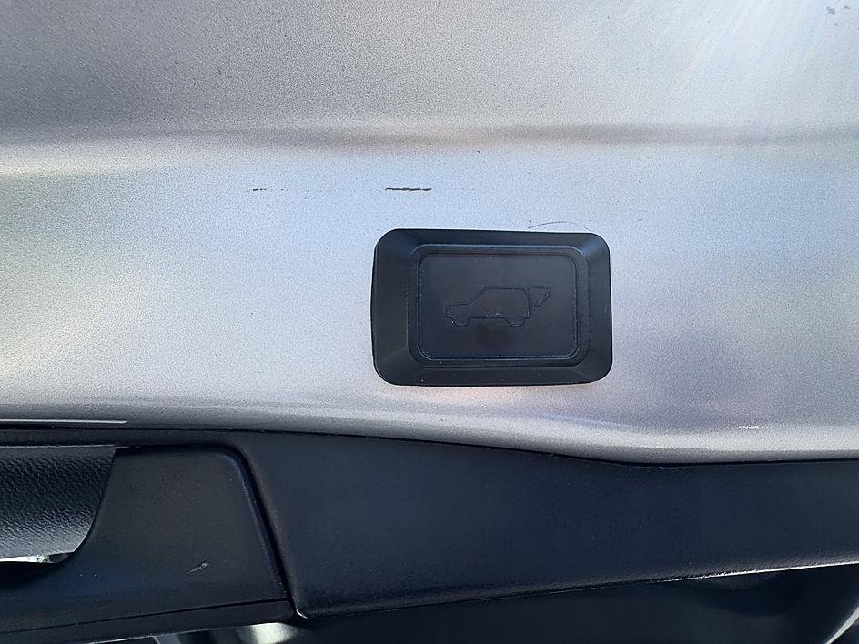 Used 2021 Silver Sky Metallic Toyota XLE image 29