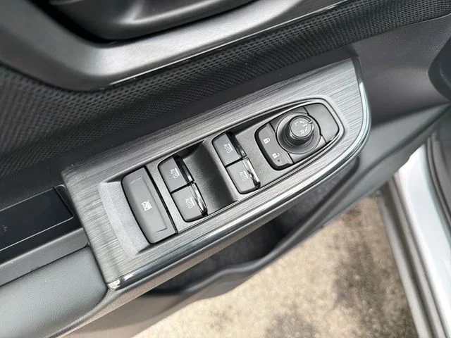 New 2026 ICE SILVER METALLIC Subaru Limited image 18