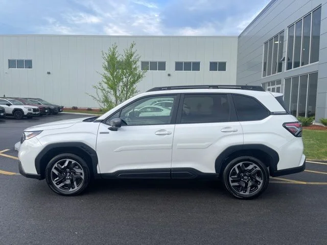 Used 2025 White Subaru Premium image 9