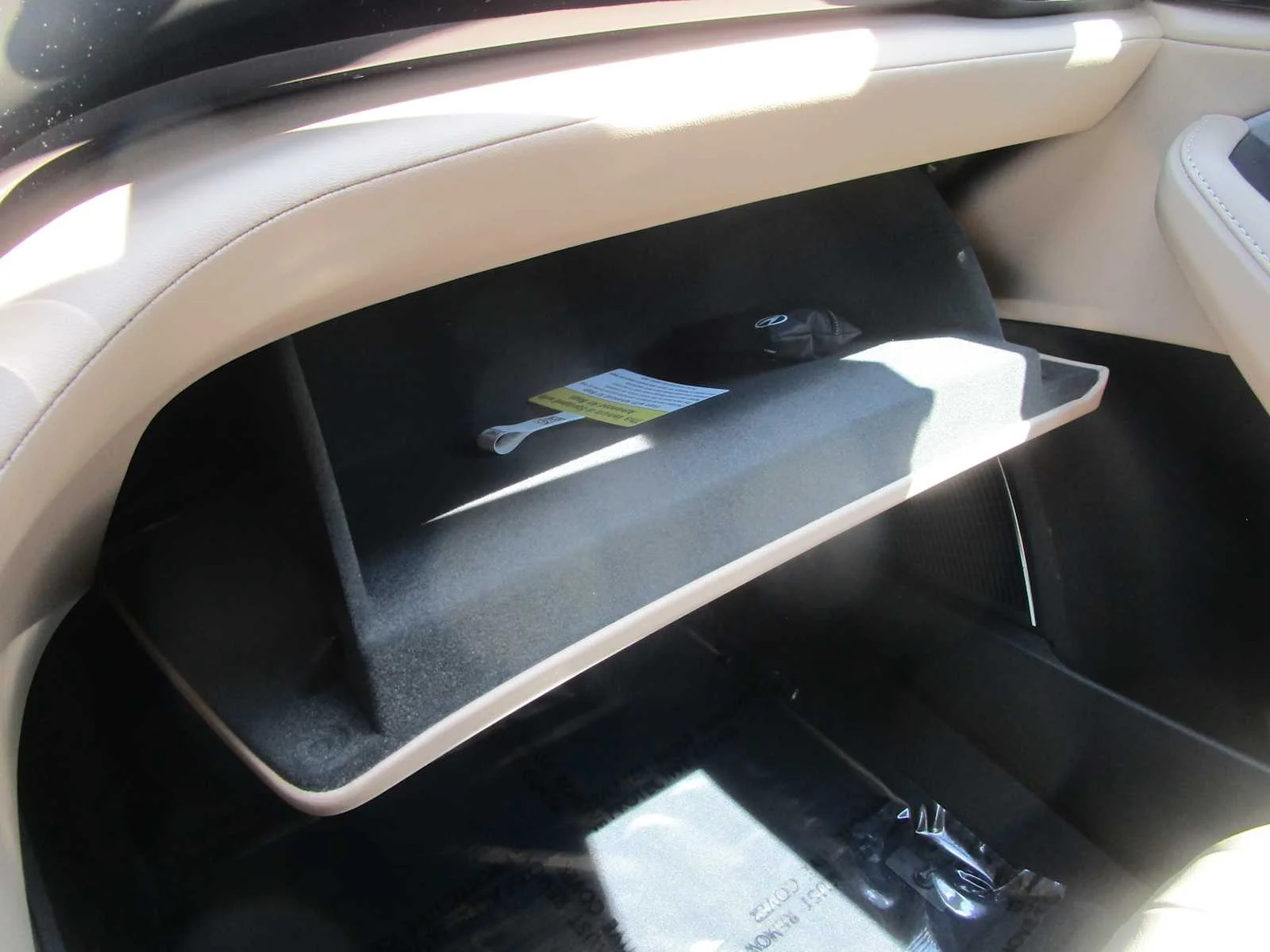 Certified Used 2026 Platinum White Pearl Acura w/Technology Package image 27