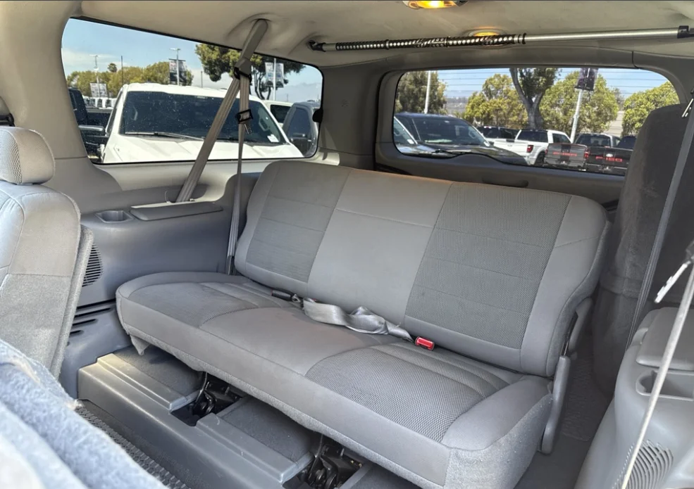 Used 2005 Red Ford XLT image 15