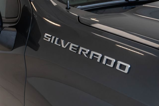 Used 2022 Gray Chevrolet LT image 9