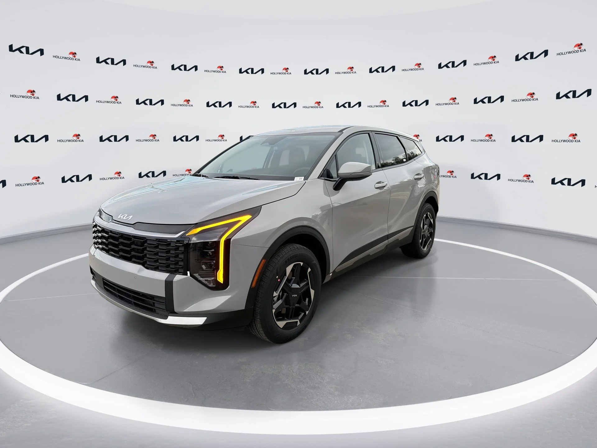New 2027 Gravity Gray Kia S image 4