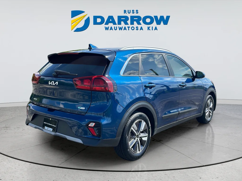 Used 2022 Blue Kia LXS image 5