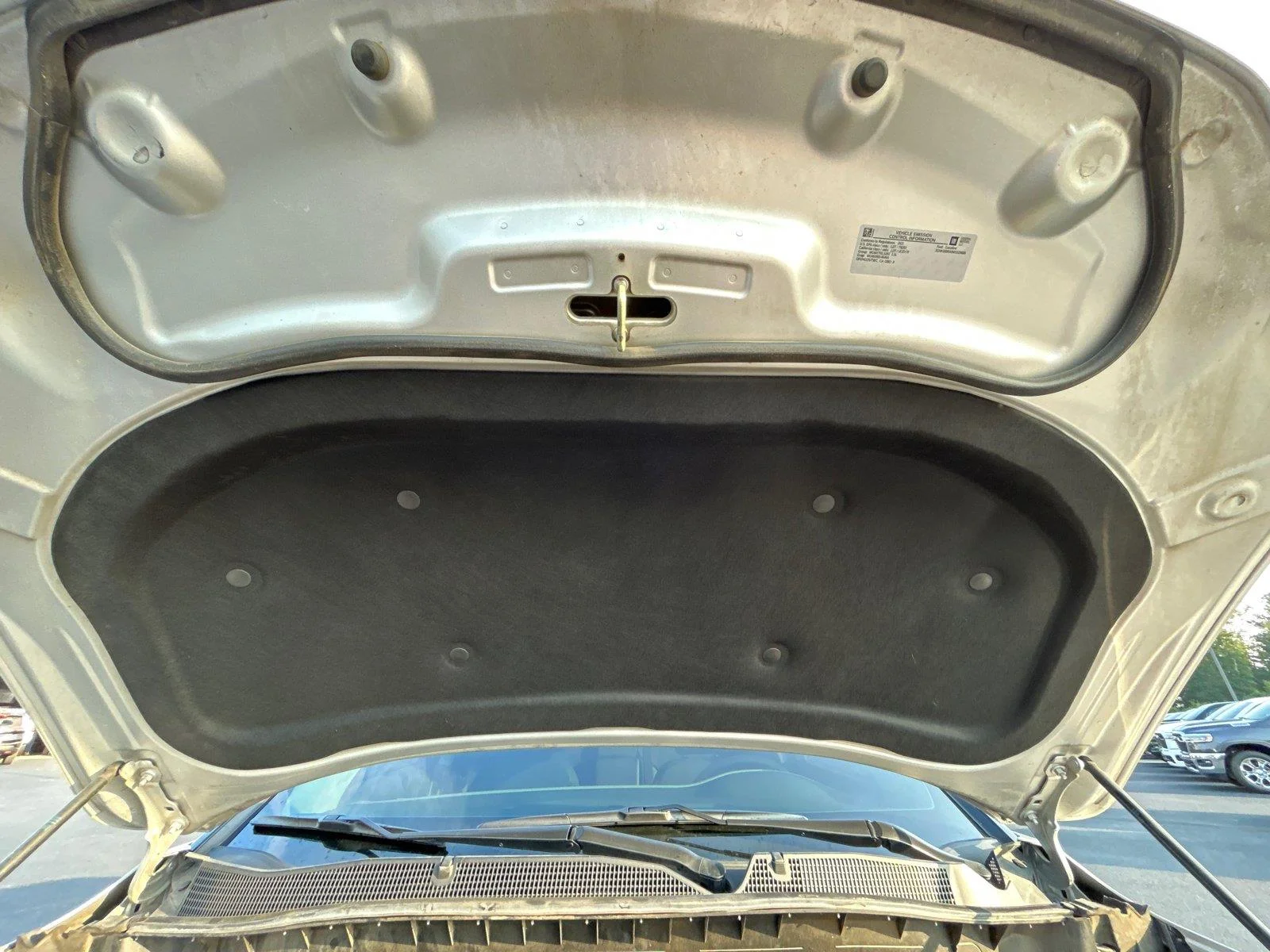 Used 2021 SILVER ICE METALLIC Chevrolet LT image 15